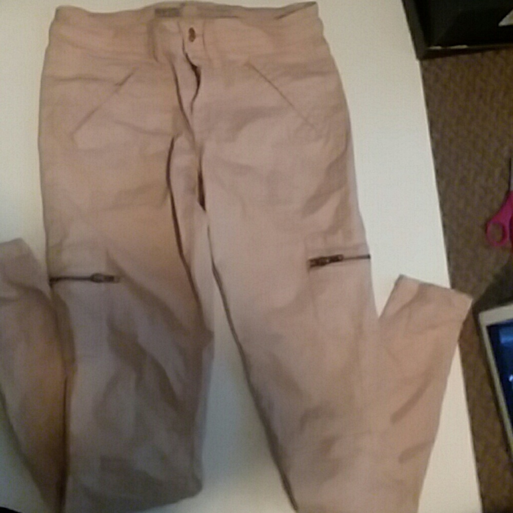 Pink mid rise jeggings